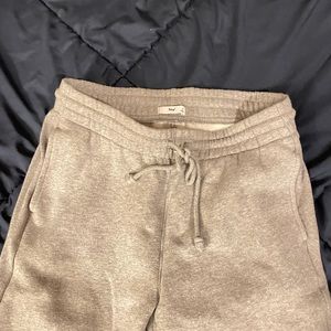 Aritzia sweatpant